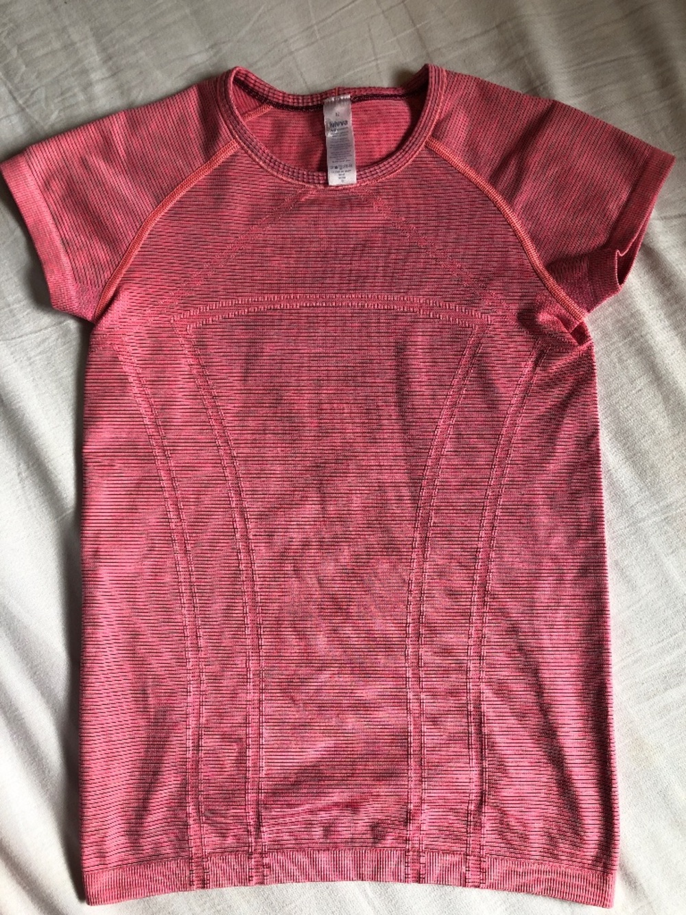 Ivivva t-shirt